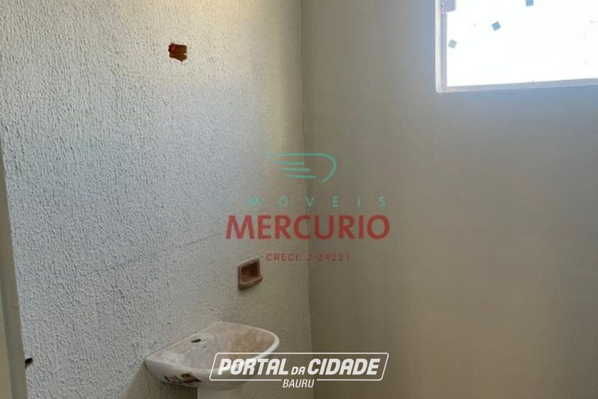 Casa &agrave; venda - 400m&sup2; - Centro