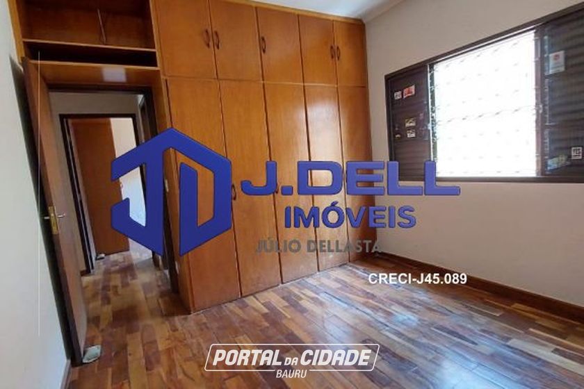Casa &agrave; venda - 240m&sup2; - Jardim Terra Branca