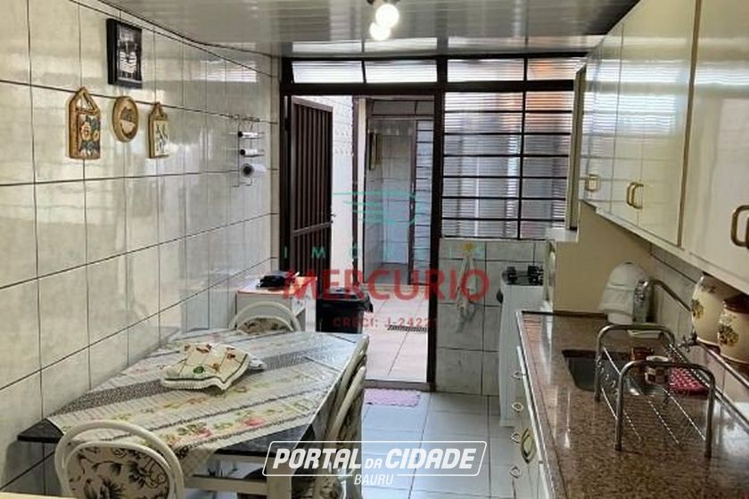 Casa &agrave; venda - 260m&sup2; - Vila Souto