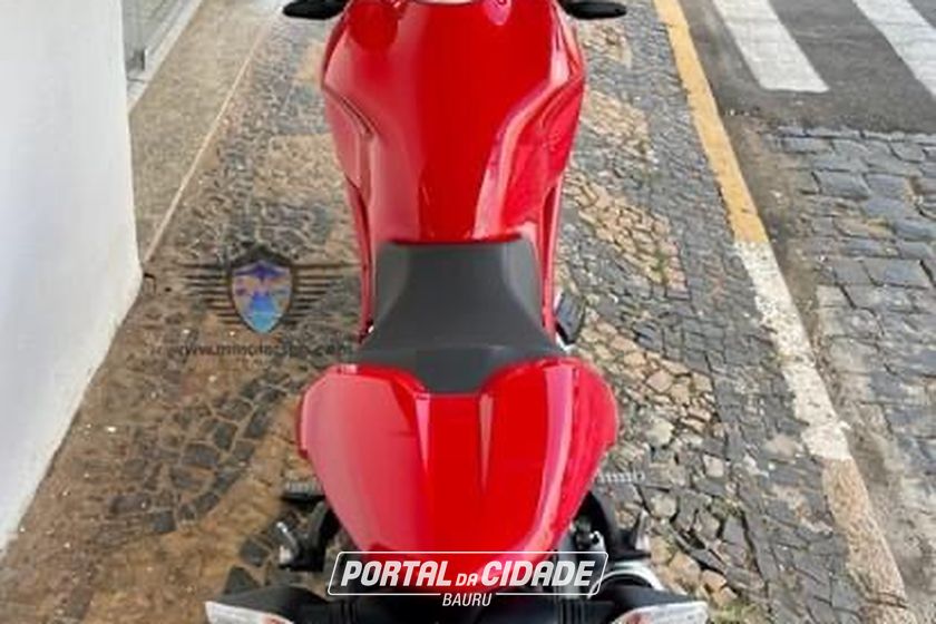 DUCATI MONSTER