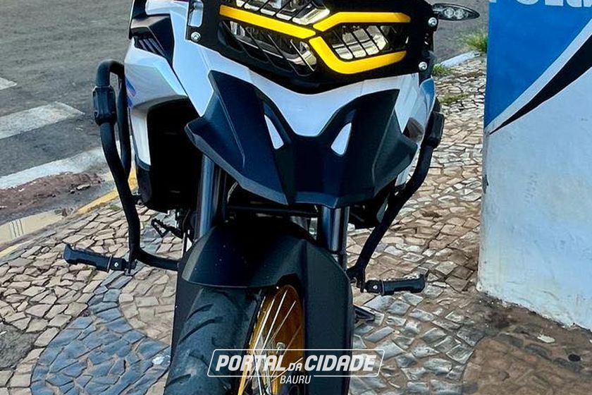 BMW F