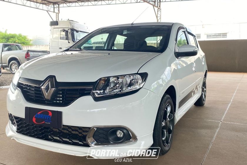 Renault SANDERO