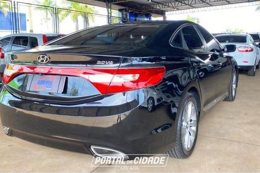 Hyundai AZERA