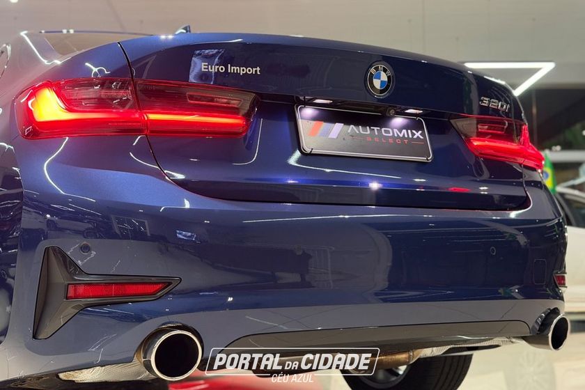 BMW 320iA