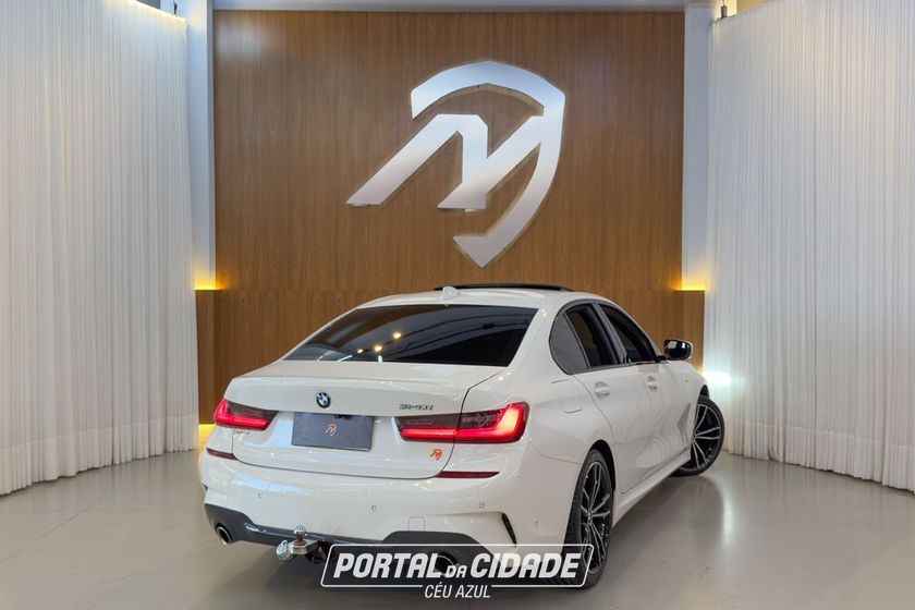BMW 320iA
