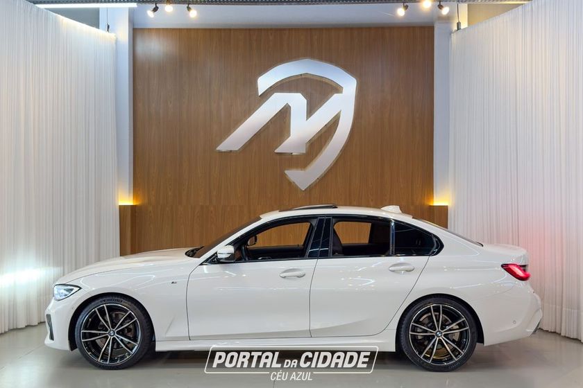 BMW 320iA