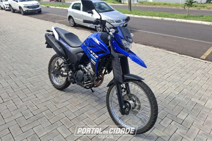 YAMAHA XTZ