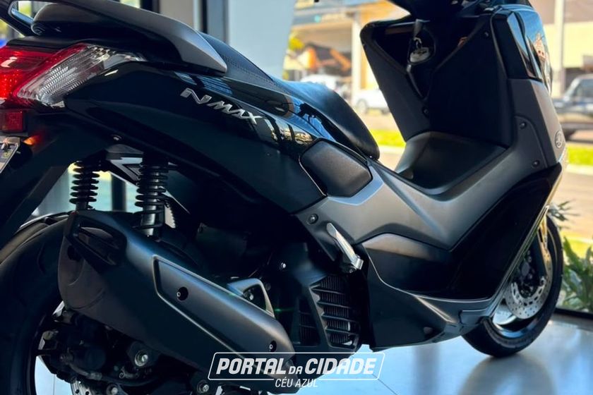 YAMAHA NMAX