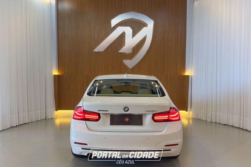 BMW 320iA