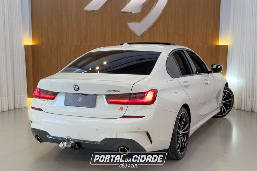 BMW 320iA