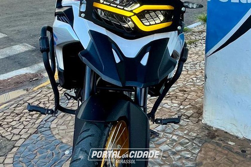 BMW F