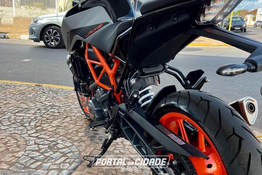 KTM DUKE