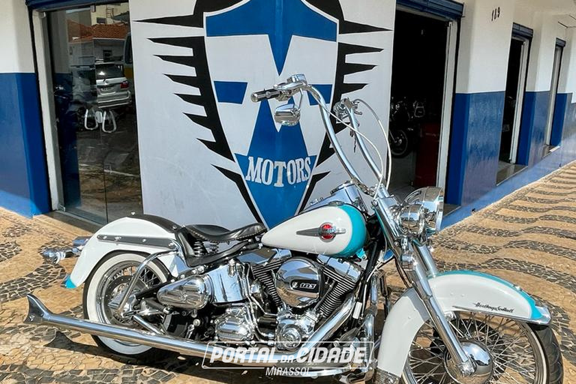 HARLEY-DAVIDSON HERITAGE
