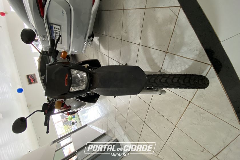 HONDA NXR