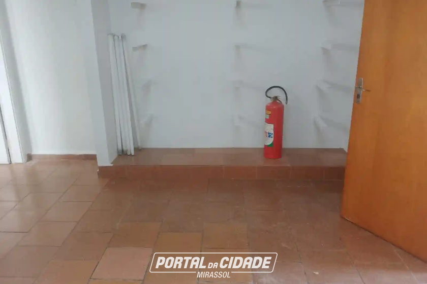 Ponto Comercial para alugar - 70m&sup2; - Santa Casa