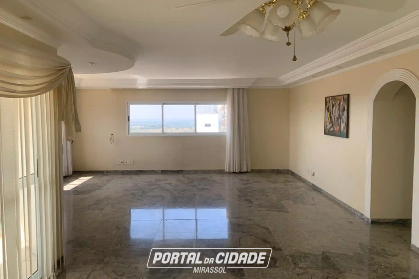 Apartamento &agrave; venda - 280m&sup2; - Centro