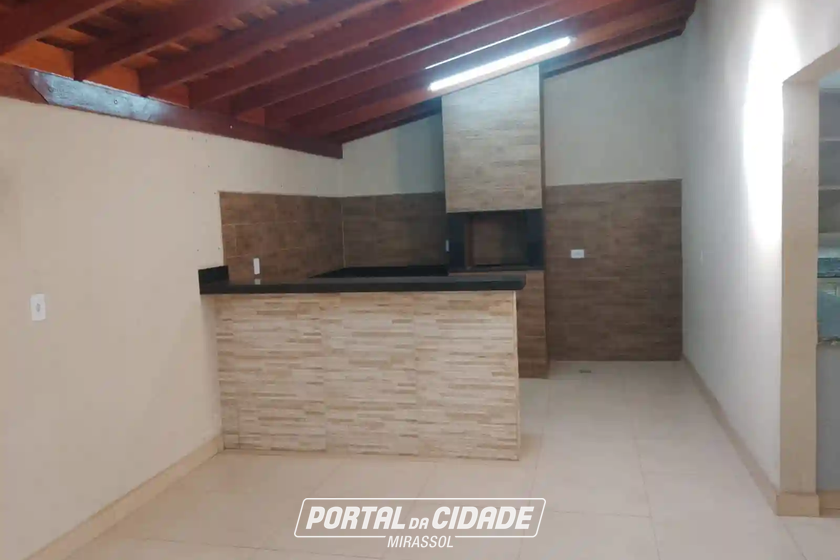 Casa para alugar - 120m&sup2; - Centro
