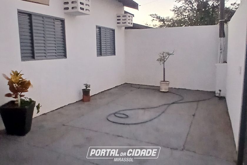 Casa &agrave; venda - 120m&sup2; - Residencial Regissol I