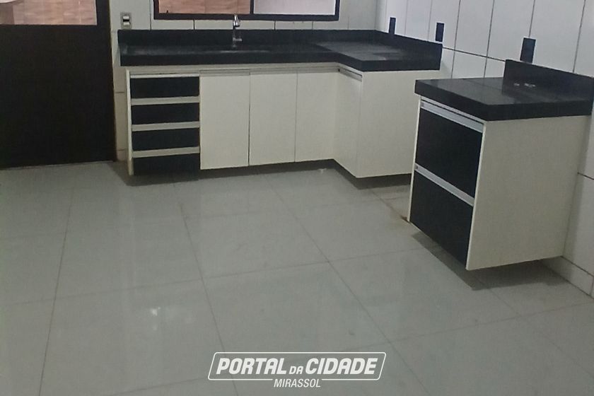 Casa &agrave; venda - 150m&sup2; - Vale do Sol