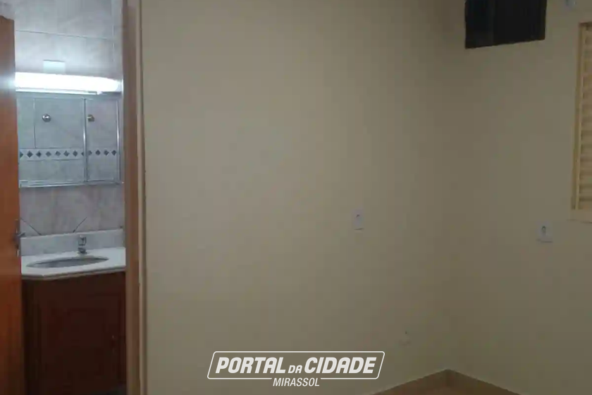 Casa para alugar - 120m&sup2; - Centro