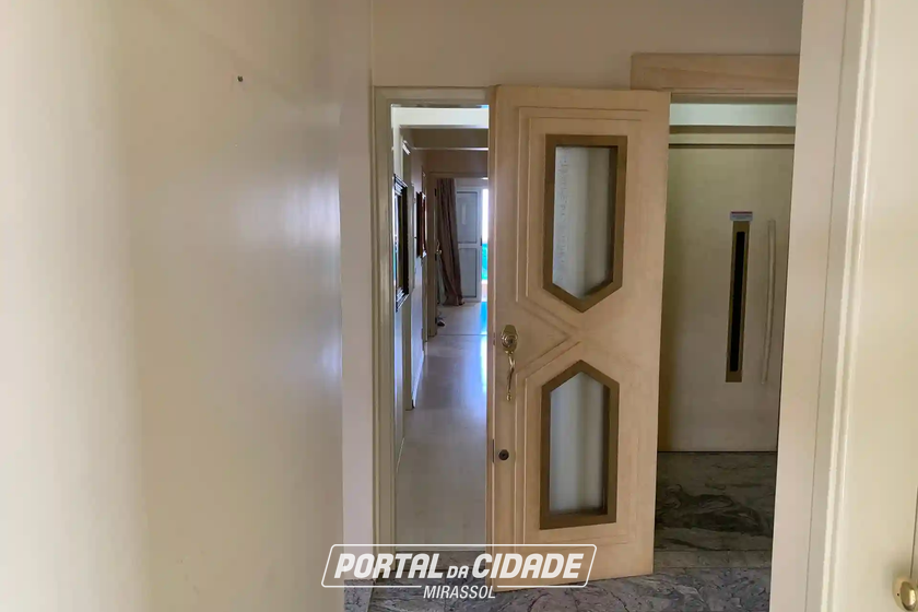 Apartamento &agrave; venda - 280m&sup2; - Centro