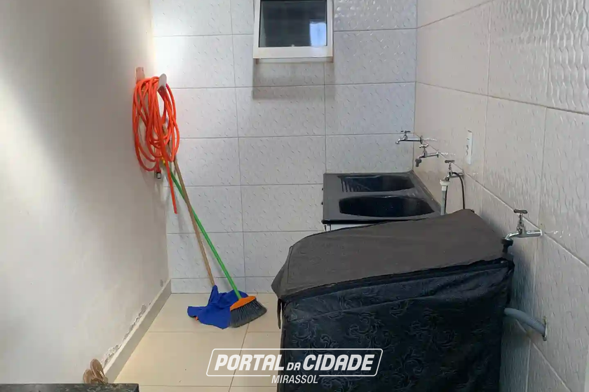 Casa &agrave; venda - 98m&sup2; - Santa Cruz
