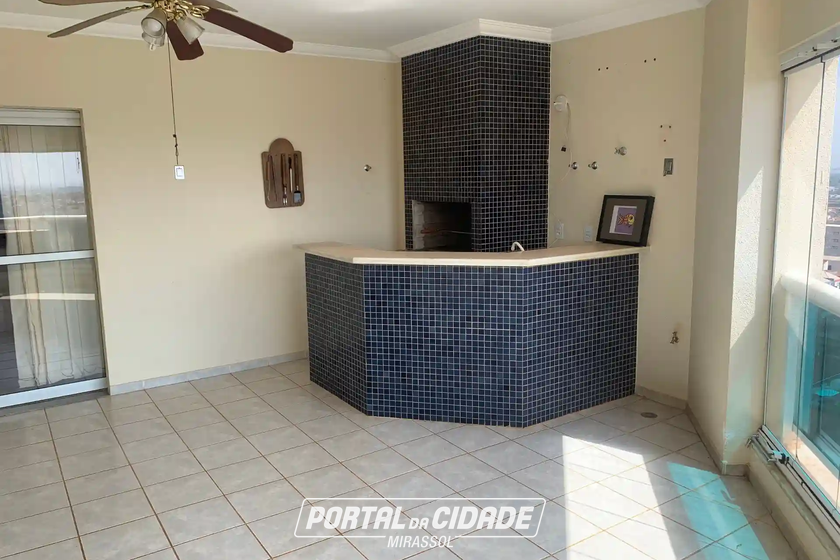 Apartamento &agrave; venda - 280m&sup2; - Centro