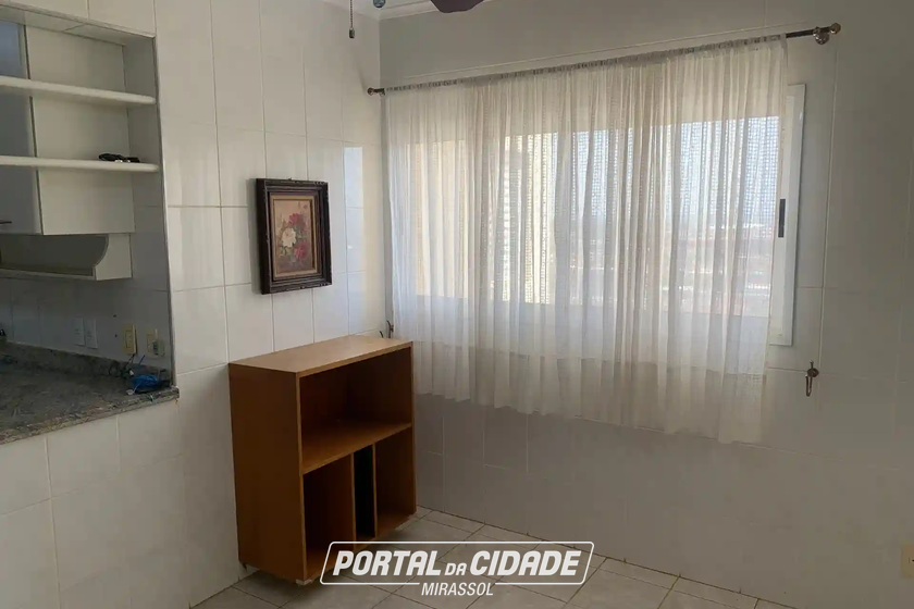 Apartamento &agrave; venda - 280m&sup2; - Centro