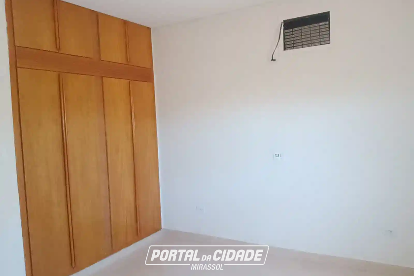 Casa para alugar - 120m&sup2; - Centro