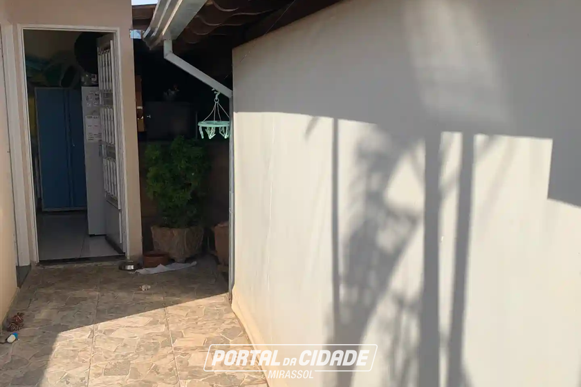 Casa &agrave; venda - 98m&sup2; - Santa Cruz