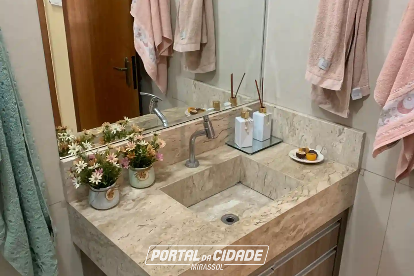 Casa &agrave; venda - 98m&sup2; - Santa Cruz
