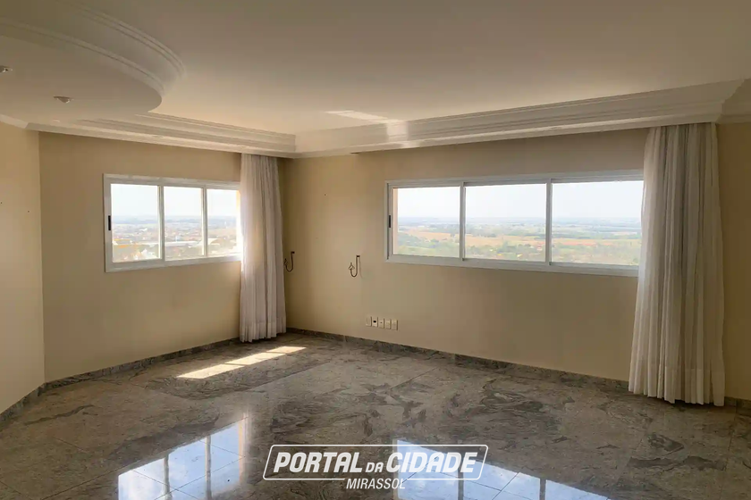 Apartamento &agrave; venda - 280m&sup2; - Centro