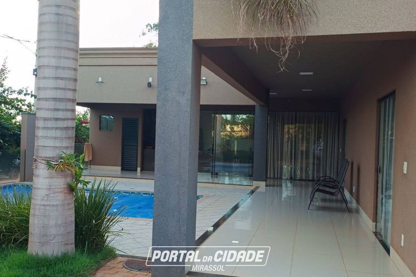 Ch&aacute;cara &agrave; venda - 170m&sup2; - &Aacute;rea Rural de Mirassol