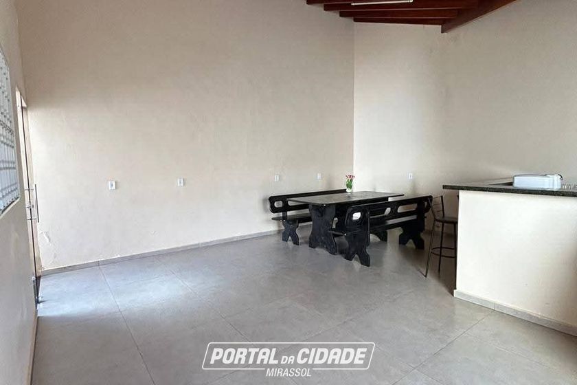 Casa &agrave; venda - 130m&sup2; - Residencial Regissol I