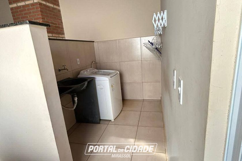 Casa &agrave; venda - 130m&sup2; - Residencial Regissol I