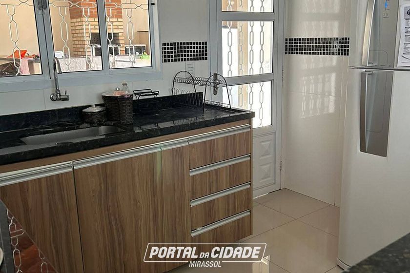 Casa &agrave; venda - 130m&sup2; - Residencial Regissol I