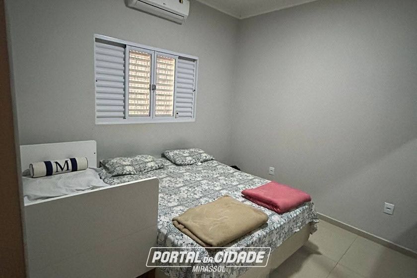 Casa &agrave; venda - 130m&sup2; - Residencial Regissol I