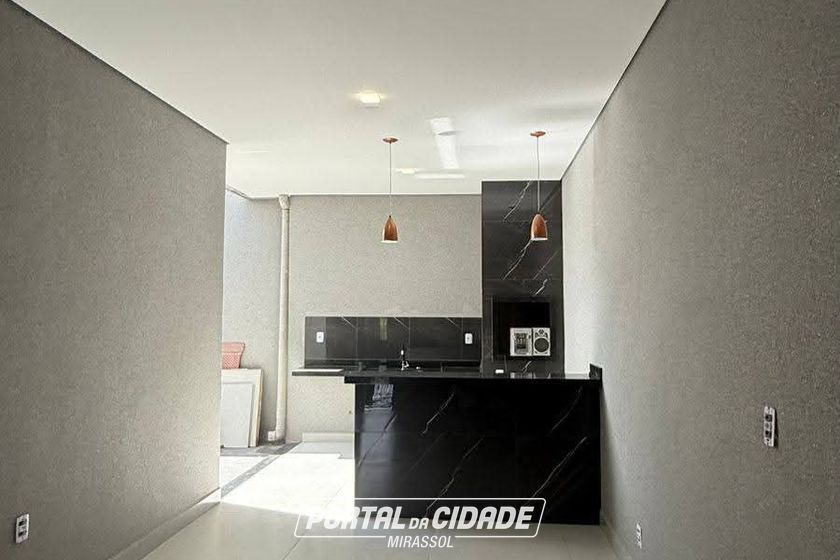 Casa &agrave; venda - 150m&sup2; - Residencial Parque dos Ip&ecirc;s I