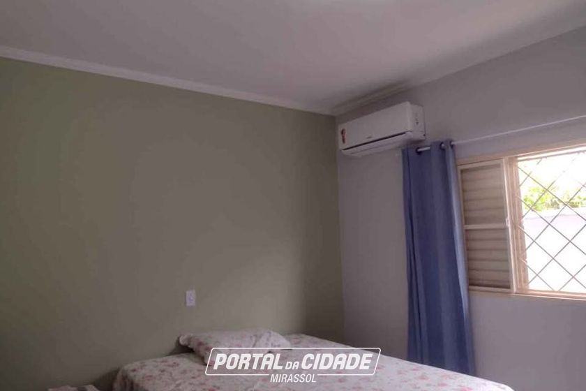 Casa &agrave; venda - 124m&sup2; - Parque Jos&eacute; Maria Navarrete