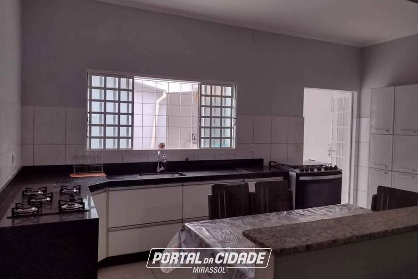 Casa &agrave; venda - 124m&sup2; - Parque Jos&eacute; Maria Navarrete