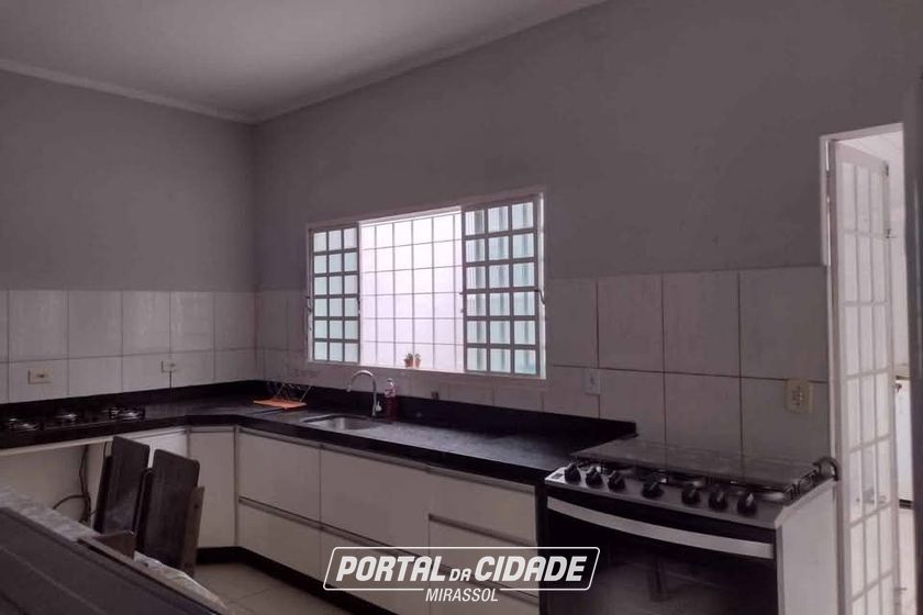 Casa &agrave; venda - 124m&sup2; - Parque Jos&eacute; Maria Navarrete