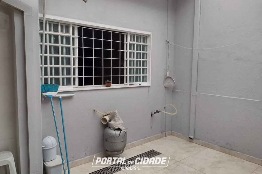 Casa &agrave; venda - 124m&sup2; - Parque Jos&eacute; Maria Navarrete