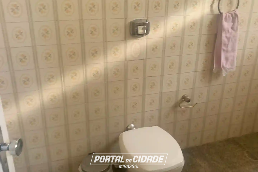 Sobrado &agrave; venda - 990m&sup2; - Centro