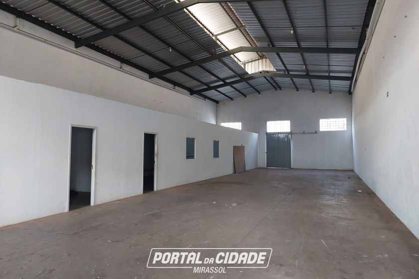 Ponto Comercial para alugar - 360m&sup2; - Jardim S&atilde;o Bernardo III
