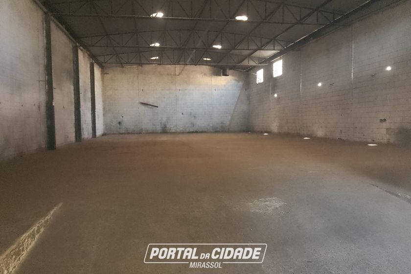 Ponto Comercial para alugar - 330m&sup2; - Portal da Cidade Amiga