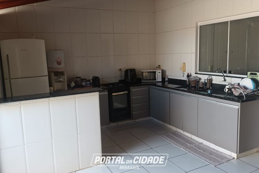 Casa &agrave; venda - 115m&sup2; - Residencial Regissol I