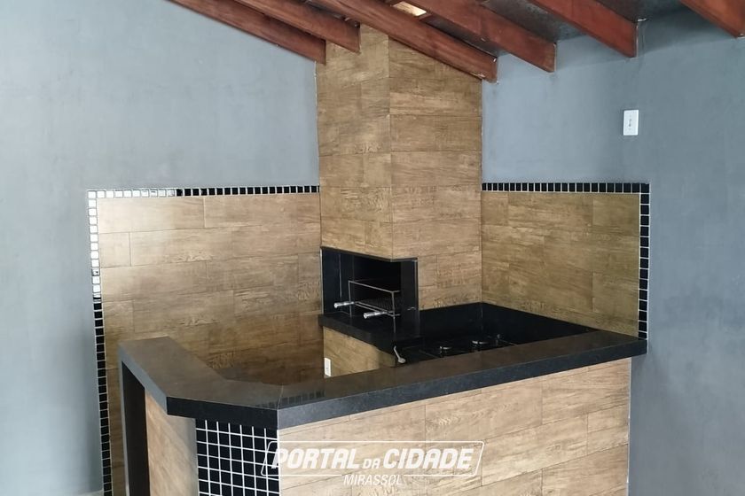 Casa &agrave; venda - 140m&sup2; - Residencial Regissol I
