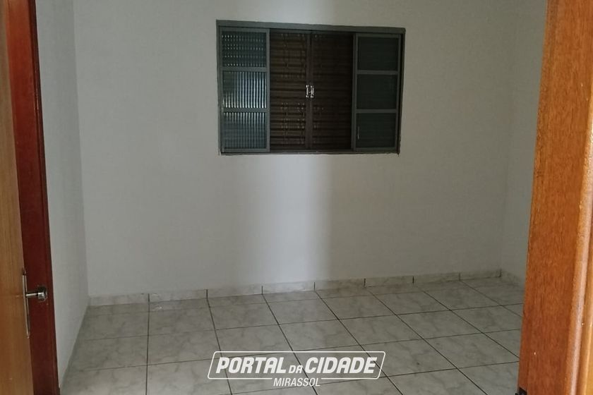 Casa &agrave; venda - 140m&sup2; - Residencial Regissol I