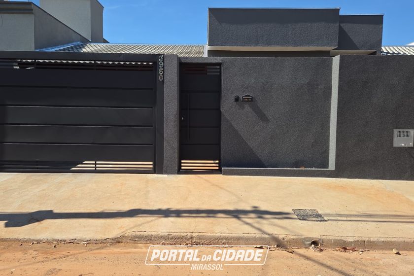 Casa &agrave; venda - 200m&sup2; - Miravista Residencial