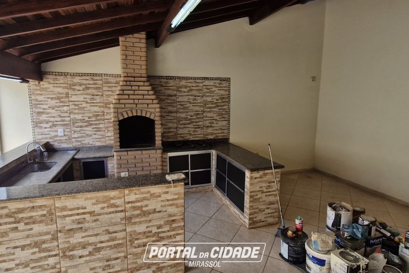Casa &agrave; venda - 180m&sup2; - Vale do Sol